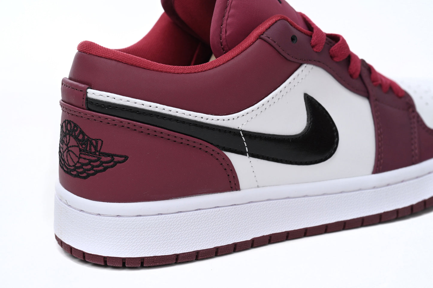 Air Jordan 1 Low "Noble Red"